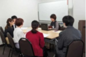 【事例あり】受け身姿勢を打破し、共創意識を育てる巻き込み力研修