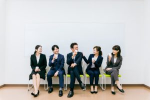 新入社員が直面する5つのコミュニケーション上の悩みと解決策