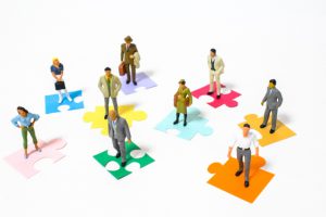 フリーランス研修講師の実態！年収と仕事内容を徹底解説│仕事を継続するために