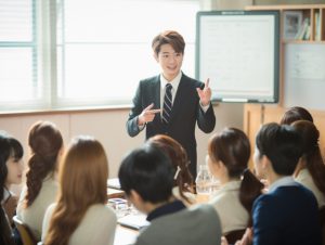 新入社員研修の合宿にはリスクあり！注意点と効果的なプログラム例