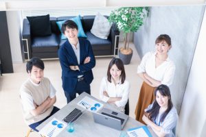 成果が出ない原因は職場の信頼関係？ 関係性を変える8つの行動